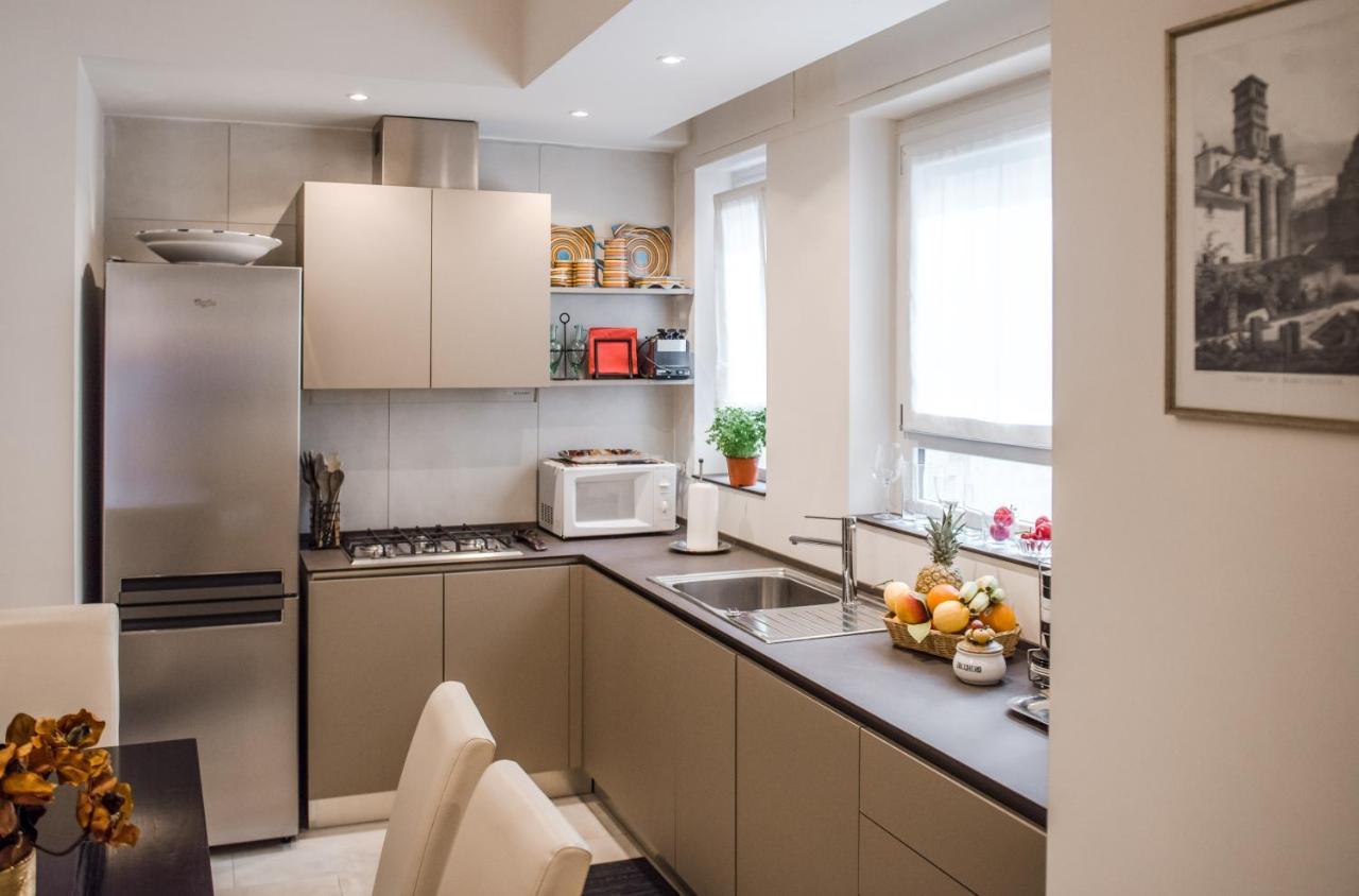 Casa 3 Santi, Your Contemporary Home In Rome Extérieur photo